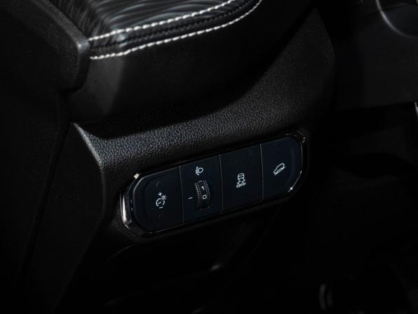 Haval Jolion I Рестайлинг с пробегом 2025 года, цена 2 340 000 рублей, 25439 км, внедорожник, Автокод Объявления