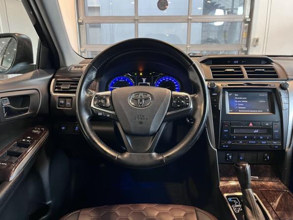Toyota Camry VII (XV50) Рестайлинг с пробегом 2017 года, цена 1 999 000 рублей, 205356 км, седан, Автокод Объявления