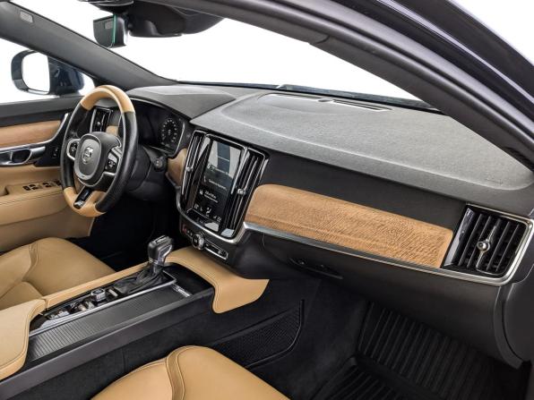Volvo V90 II с пробегом 2019 года, цена 2 600 000 рублей, 226184 км, универсал, Автокод Объявления