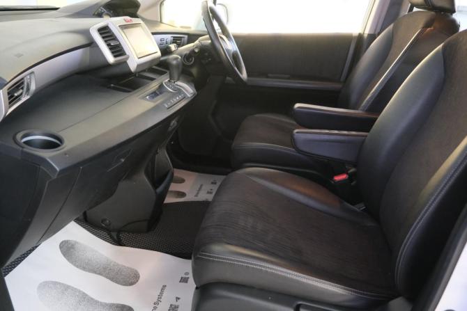 Honda Freed I Рестайлинг 2 с пробегом 2015 года, цена 1 629 000 рублей, 110000 км, компактвэн, Автокод Объявления
