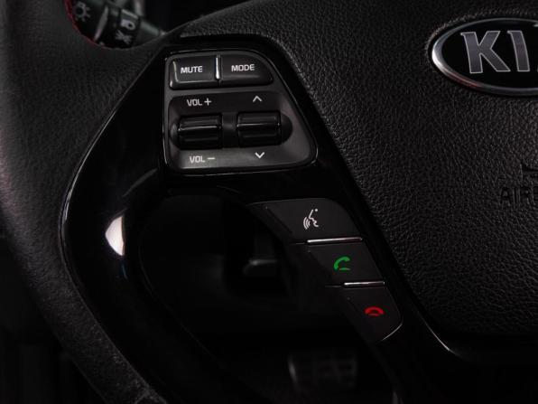 Kia Cerato III Рестайлинг (Classic) с пробегом 2018 года, цена 1 549 000 рублей, 174305 км, седан, Автокод Объявления