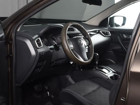 Nissan Qashqai II с пробегом 2015 года, цена 1 264 995 рублей, 106111 км, внедорожник, Автокод Объявления