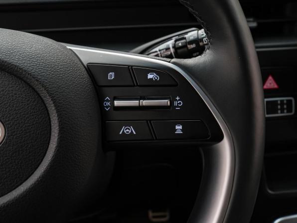 Hyundai Staria I с пробегом 2024 года, цена 5 625 000 рублей, 24040 км, минивэн, Автокод Объявления