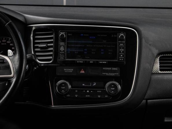 Mitsubishi Outlander III с пробегом 2012 года, цена 1 000 000 рублей, 306559 км, внедорожник, Автокод Объявления