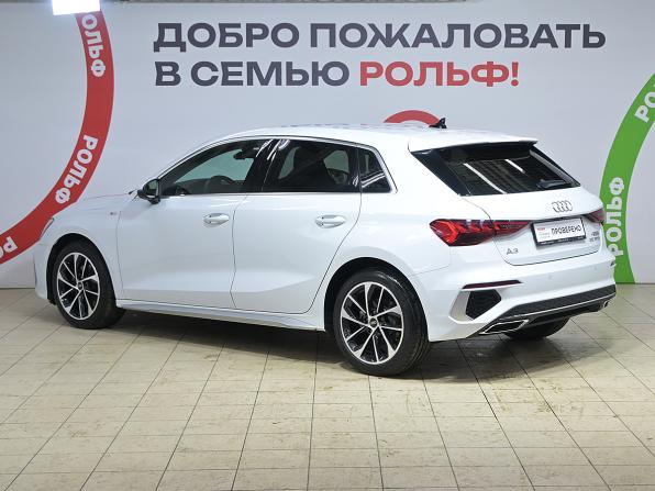 Audi A3 IV (8Y) с пробегом 2022 года, цена 2 880 000 рублей, 46743 км, седан, Автокод Объявления
