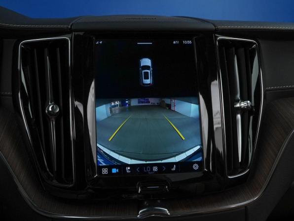 Volvo XC60 II Рестайлинг с пробегом 2021 года, цена 4 107 055 рублей, 47226 км, внедорожник, Автокод Объявления