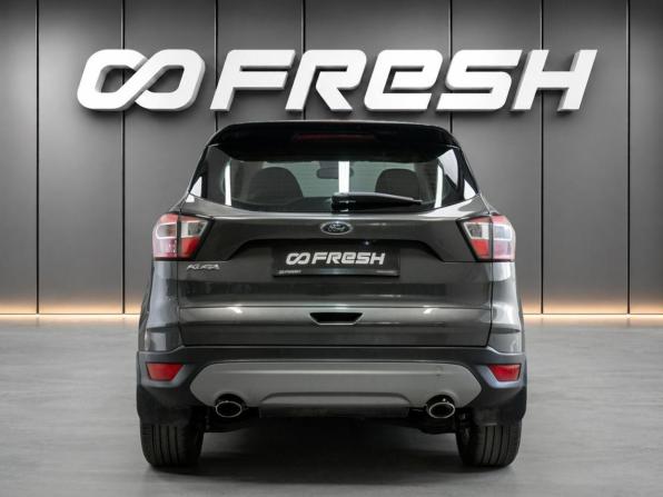 Ford Kuga II Рестайлинг с пробегом 2017 года, цена 1 640 000 рублей, 135589 км, внедорожник, Автокод Объявления