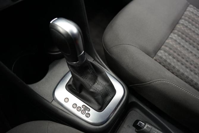 Volkswagen Polo V Рестайлинг с пробегом 2018 года, цена 1 299 000 рублей, 130550 км, седан, Автокод Объявления