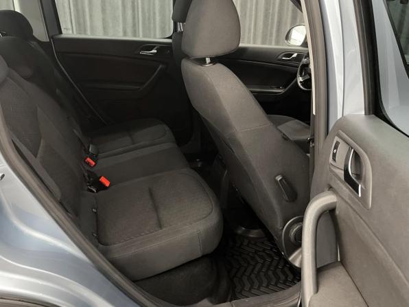 Skoda Yeti I с пробегом 2013 года, цена 950 000 рублей, 162000 км, внедорожник, Автокод Объявления