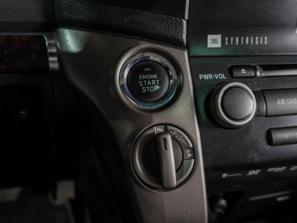 Toyota Land Cruiser 200 Series с пробегом 2011 года, цена 3 499 000 рублей, 274465 км, внедорожник, Автокод Объявления