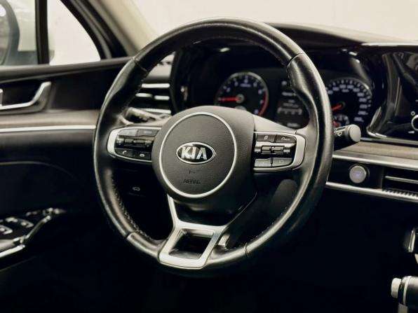 Kia K5 III с пробегом 2021 года, цена 2 650 000 рублей, 95270 км, седан, Автокод Объявления