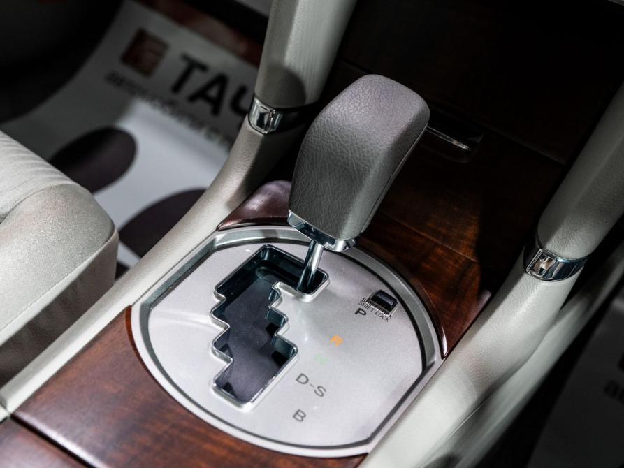 Toyota Premio II (T26) Рестайлинг Чита  - изображение 12