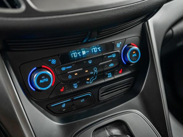 Ford Kuga II Рестайлинг с пробегом 2019 года, цена 1 700 000 рублей, 77953 км, внедорожник, Автокод Объявления