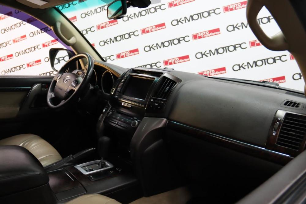 Toyota Land Cruiser 200 Series Сургут  - изображение 9