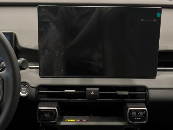 Toyota RAV4 VI (XA60) с пробегом 2026 года, цена 4 750 000 рублей, 10 км, внедорожник, Автокод Объявления