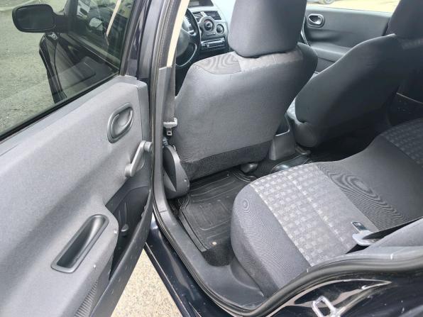 Renault Megane II Рестайлинг с пробегом 2007 года, цена 369 900 рублей, 215000 км, седан, Автокод Объявления