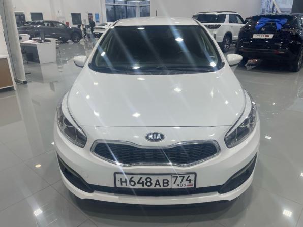 Kia Ceed II Рестайлинг с пробегом 2016 года, цена 1 299 000 рублей, 123000 км, хэтчбек, Автокод Объявления