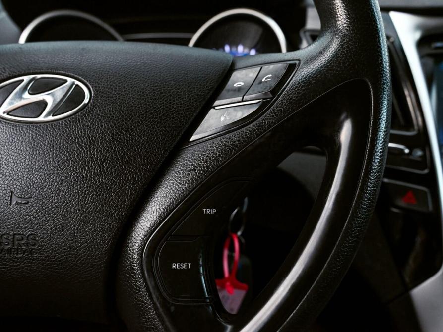 Hyundai Sonata VI (YF) Екатеринбург  - изображение 13