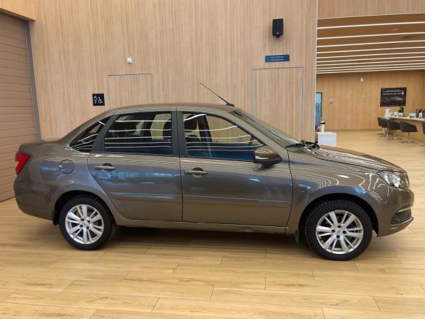 Lada (ВАЗ) Granta I Рестайлинг с пробегом 2018 года, цена 700 000 рублей, 68000 км, седан, Автокод Объявления