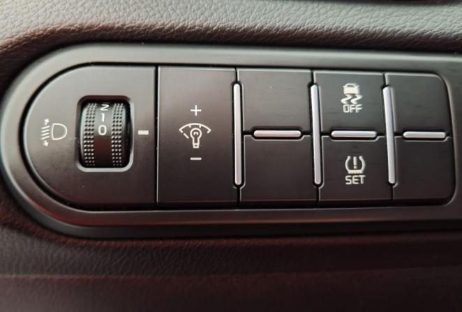 Kia Ceed III с пробегом 2021 года, цена 1 900 000 рублей, 137110 км, универсал, Автокод Объявления