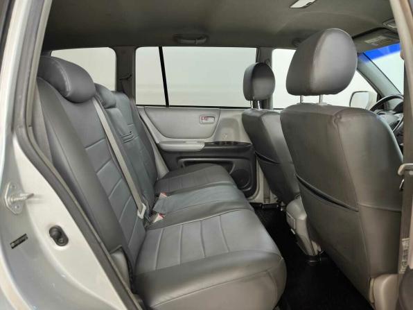 Toyota Highlander I (XU20) Рестайлинг с пробегом 2007 года, цена 980 000 рублей, 301414 км, внедорожник, Автокод Объявления