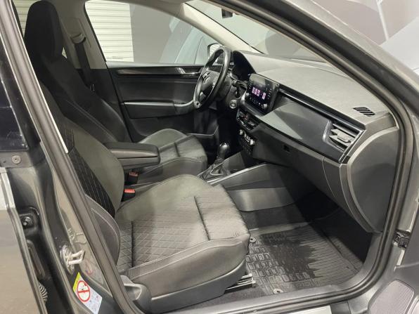 Skoda Rapid II с пробегом 2021 года, цена 1 549 000 рублей, 99500 км, лифтбек, Автокод Объявления