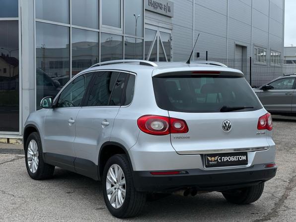 Volkswagen Tiguan I с пробегом 2010 года, цена 899 000 рублей, 179695 км, внедорожник, Автокод Объявления