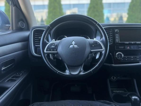 Mitsubishi Outlander III с пробегом 2013 года, цена 1 420 000 рублей, 230000 км, внедорожник, Автокод Объявления