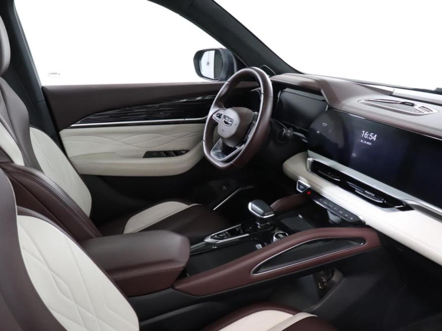 Geely Monjaro I Москва  - изображение 10