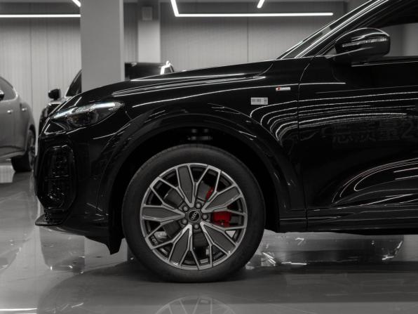 Audi Q5 III (GU) с пробегом 2026 года, цена 6 350 000 рублей, 53 км, внедорожник, Автокод Объявления