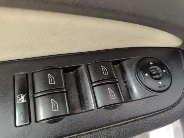 Ford Focus II с пробегом 2007 года, цена 270 000 рублей, 237837 км, седан, Автокод Объявления