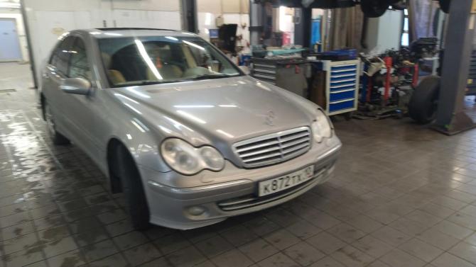 Mercedes-Benz C-Класс II (W203) Рестайлинг с пробегом 2006 года, цена 560 000 рублей, 317119 км, универсал, Автокод Объявления