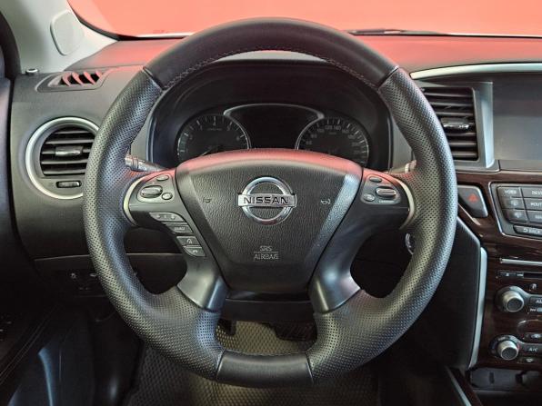 Nissan Pathfinder IV с пробегом 2015 года, цена 1 645 000 рублей, 206450 км, внедорожник, Автокод Объявления