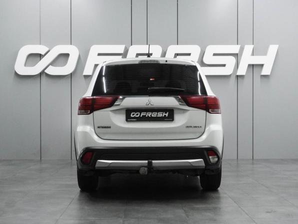 Mitsubishi Outlander III Рестайлинг 2 с пробегом 2016 года, цена 1 789 000 рублей, 129829 км, внедорожник, Автокод Объявления