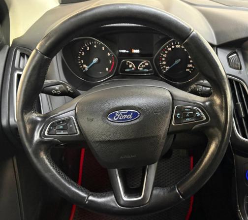 Ford Focus III Рестайлинг с пробегом 2018 года, цена 1 040 000 рублей, 174380 км, седан, Автокод Объявления