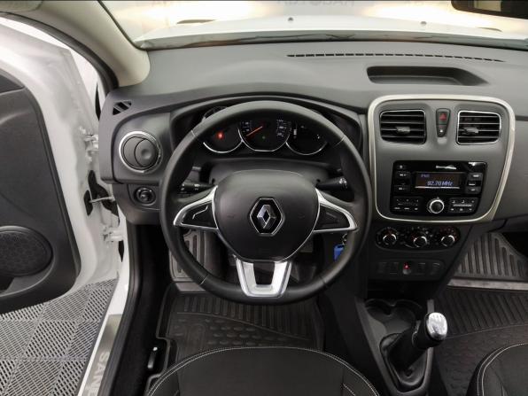 Renault Sandero II Рестайлинг с пробегом 2021 года, цена 1 250 000 рублей, 72525 км, хэтчбек, Автокод Объявления