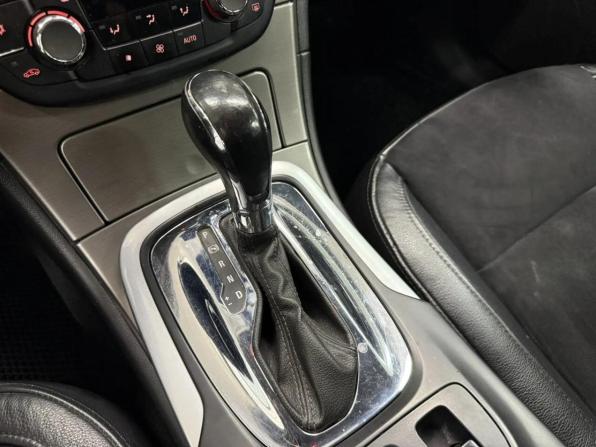 Opel Insignia I с пробегом 2012 года, цена 871 025 рублей, 172501 км, универсал, Автокод Объявления