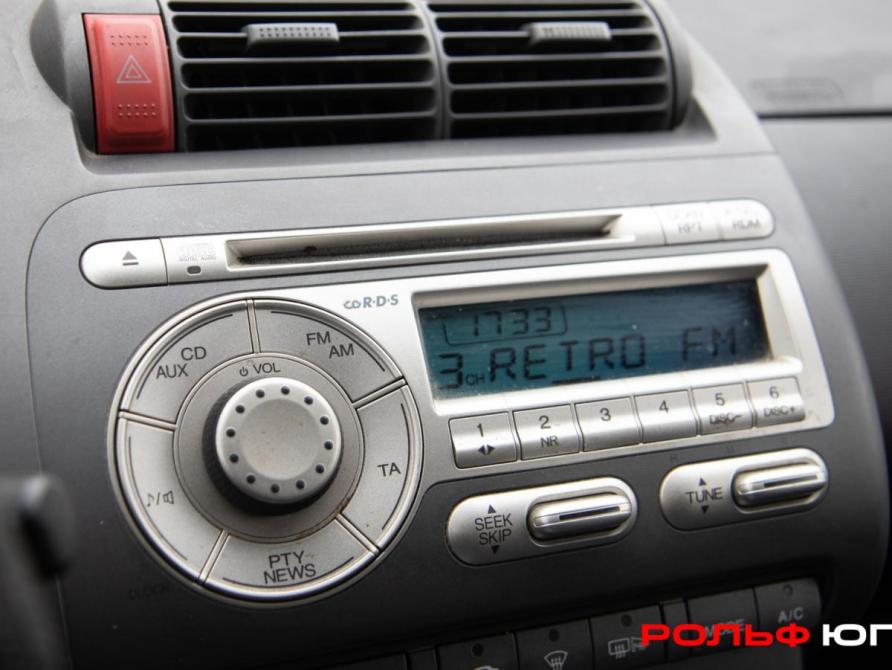 Honda Jazz I Рестайлинг Москва  - изображение 17