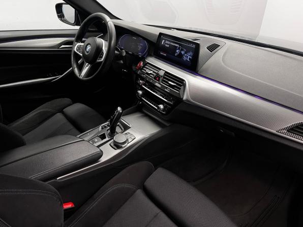 BMW 5 серии VII (G30/G31/G38) с пробегом 2019 года, цена 2 577 000 рублей, 263218 км, седан, Автокод Объявления