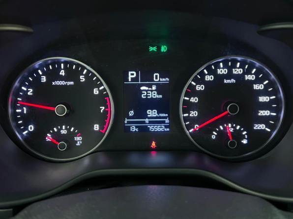 Kia Rio IV с пробегом 2018 года, цена 1 499 000 рублей, 75561 км, седан, Автокод Объявления