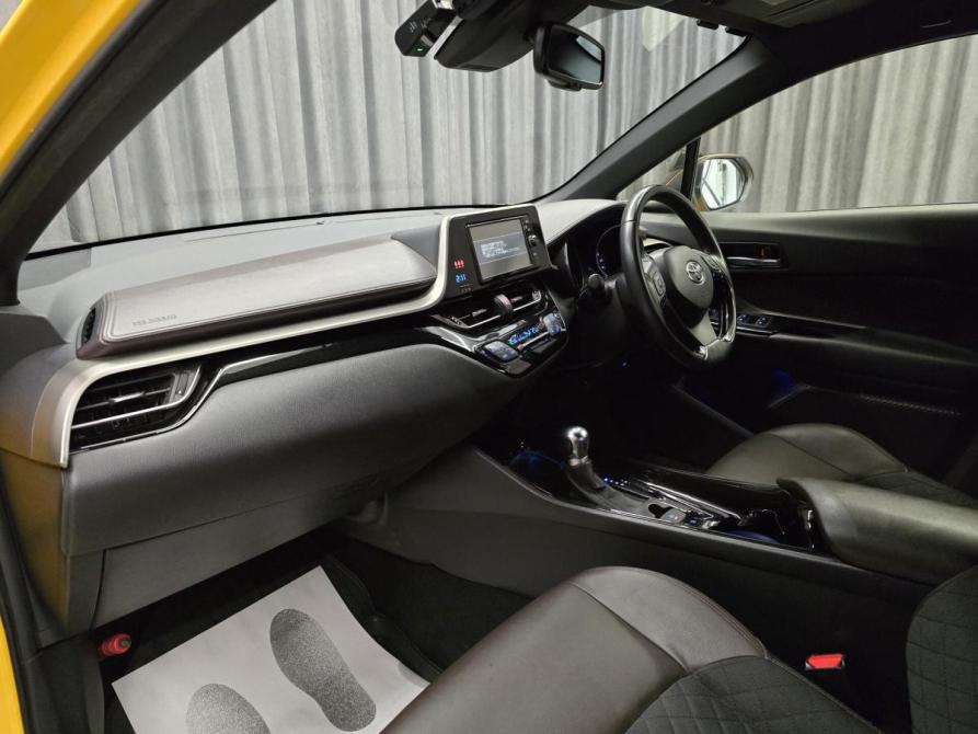 Toyota C-HR I Красноярск  - изображение 16