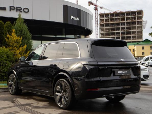 Li Auto (Lixiang) L9 I с пробегом 2023 года, цена 5 883 000 рублей, 39515 км, внедорожник, Автокод Объявления