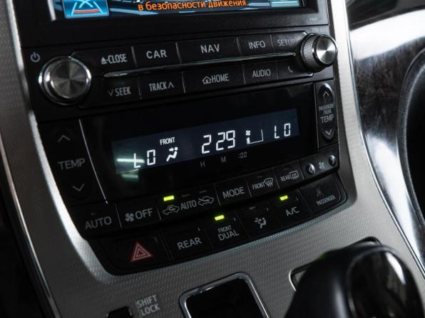Toyota Alphard II с пробегом 2013 года, цена 2 989 000 рублей, 373002 км, минивэн, Автокод Объявления