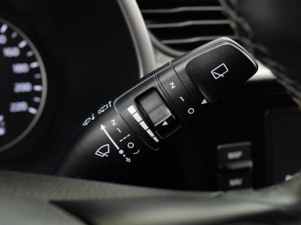 Kia Rio IV Рестайлинг с пробегом 2020 года, цена 1 819 000 рублей, 131000 км, хэтчбек, Автокод Объявления
