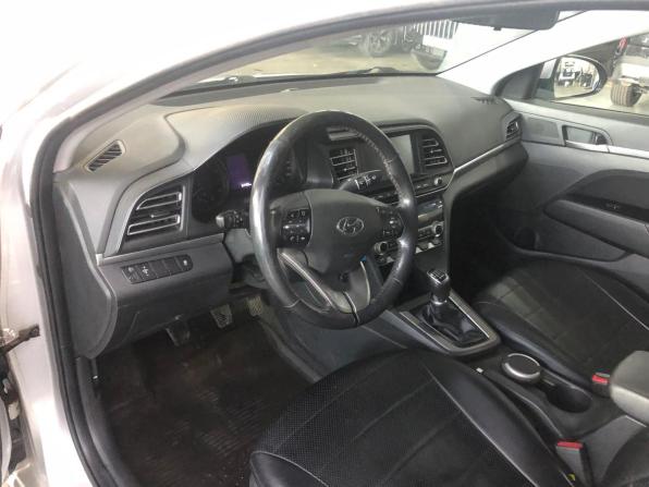 Hyundai Elantra VI (AD) Рестайлинг с пробегом 2019 года, цена 1 599 000 рублей, 94492 км, седан, Автокод Объявления
