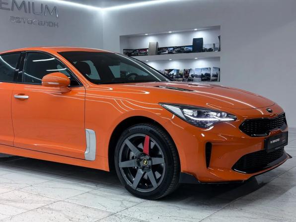 Kia Stinger I с пробегом 2019 года, цена 3 999 000 рублей, 4500 км, лифтбек, Автокод Объявления