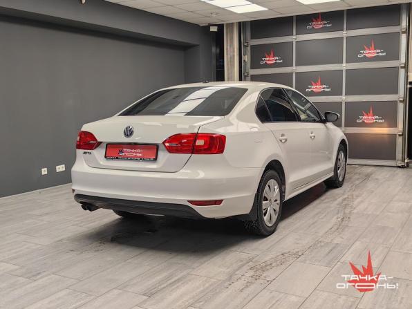 Volkswagen Jetta VI с пробегом 2011 года, цена 595 000 рублей, 177500 км, седан, Автокод Объявления