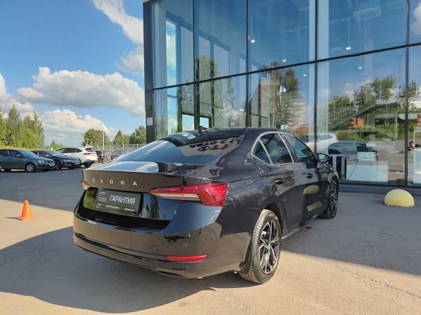 Skoda Octavia IV (A8) с пробегом 2021 года, цена 2 570 000 рублей, 58677 км, лифтбек, Автокод Объявления