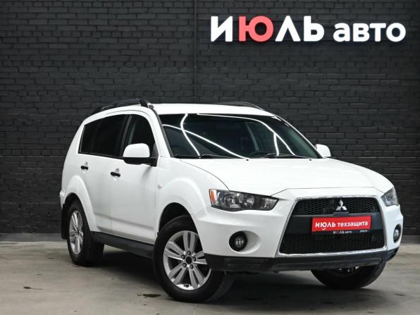 Mitsubishi Outlander II Рестайлинг с пробегом 2010 года, цена 1 050 000 рублей, 278250 км, внедорожник, Автокод Объявления