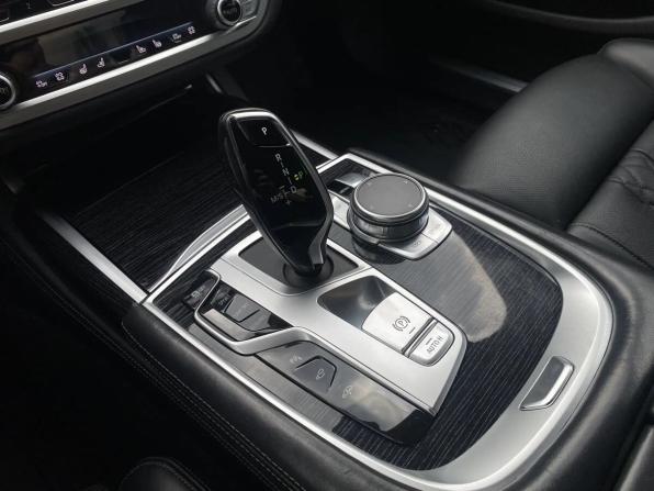 BMW 7 серии VI (G11/G12) Рестайлинг с пробегом 2020 года, цена 5 599 000 рублей, 173889 км, седан, Автокод Объявления